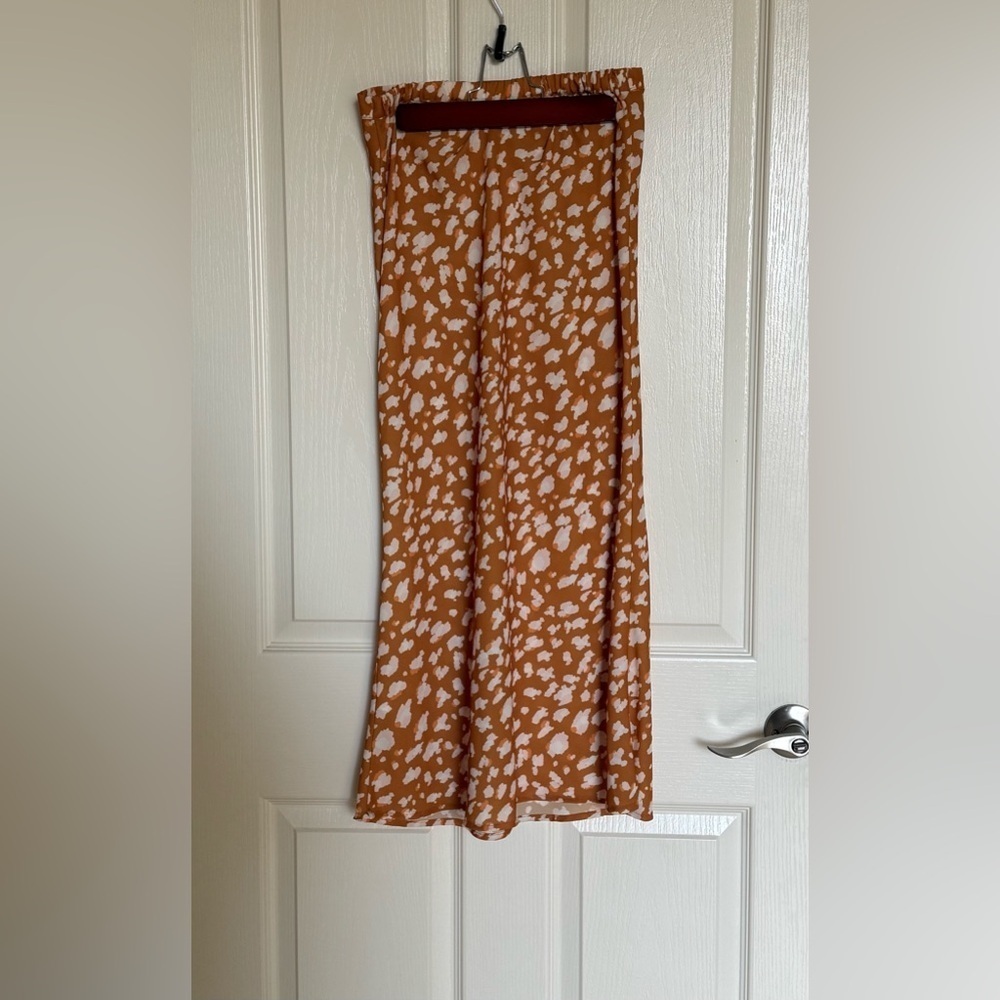 RESA Orange and Cream Patterned Midi Skirt - Size XS - Picture 4 of 6